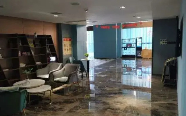 TOWO Shangpin Hotel (Changsha Desiqin Institute of Technology)