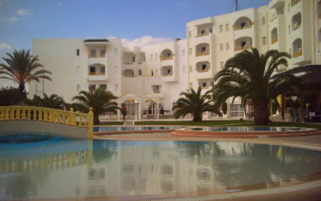 Kinza Zenith Hotel Complex