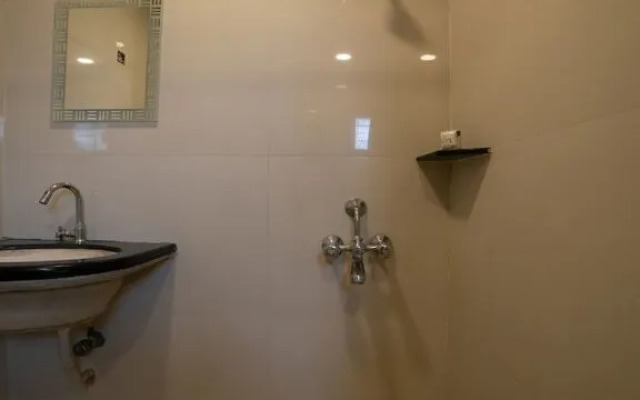 Hotel Ambassador by OYO Rooms