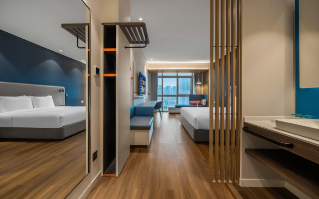 Holiday Inn Express Yibin by IHG – Guest Rooms – Yibin