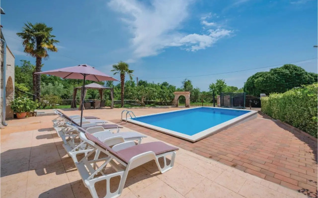 Apartment Baderna 13