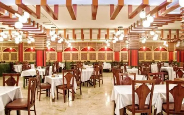 Ferdowsi International Grand Hotel