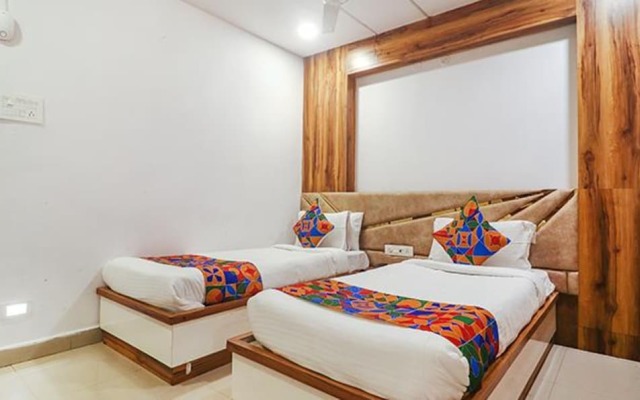 Fabhotel Twin Tree Suites