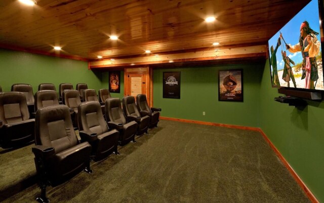 Summit Pool Lodge Apartment 6