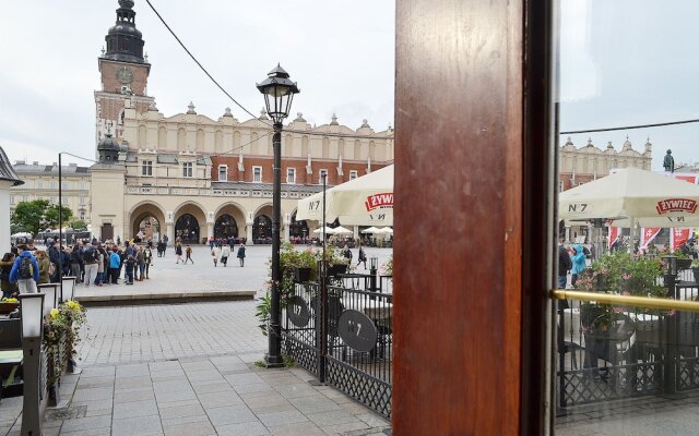 KrakowForRent Apartments - Main Square