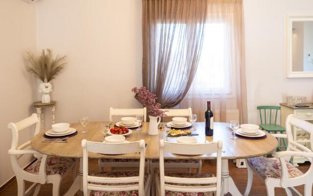 Marika's Country House
