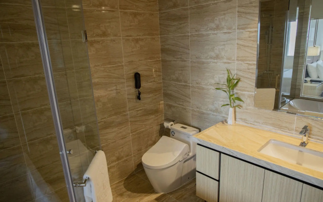 Pearl River Hotel & Apartment