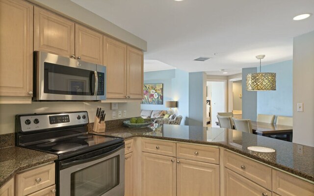 Westwinds 4833 by Bliss Beach Rentals