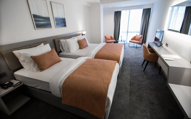 Dovv Hotel