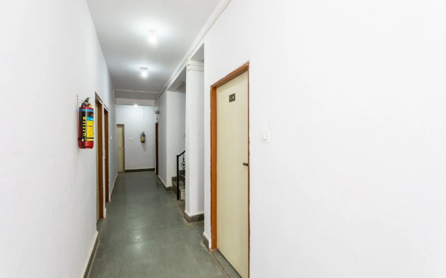 OYO 29881 Hotel Gajanan