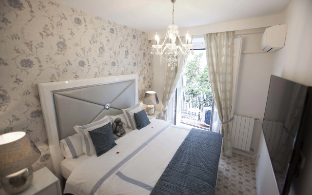 Hostal Boutique Palace - Adults Only