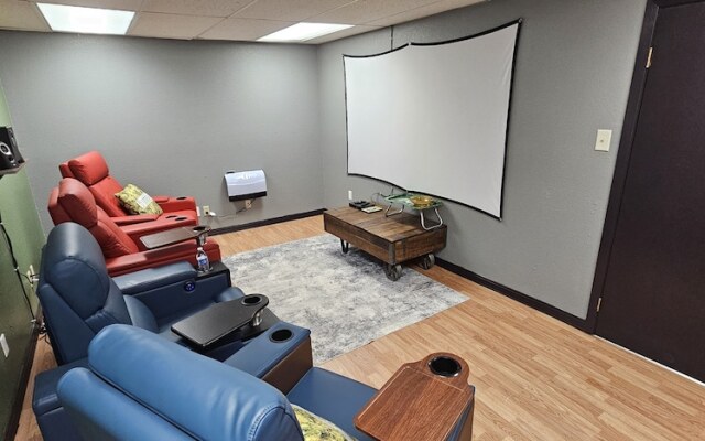 The Canna House by High Society Rentals