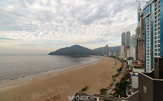 2BR Seafront apt W/garage in BC Nvi501