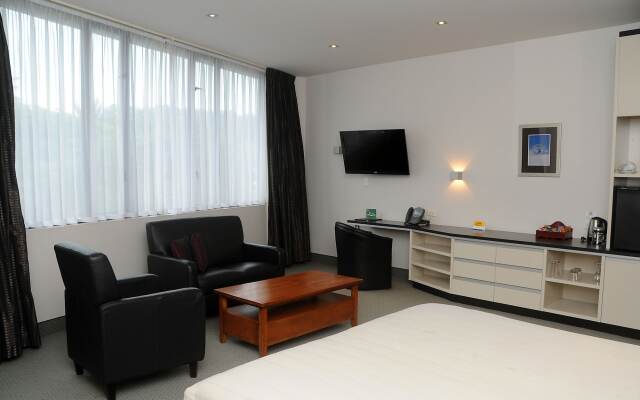 Emerald Hotel