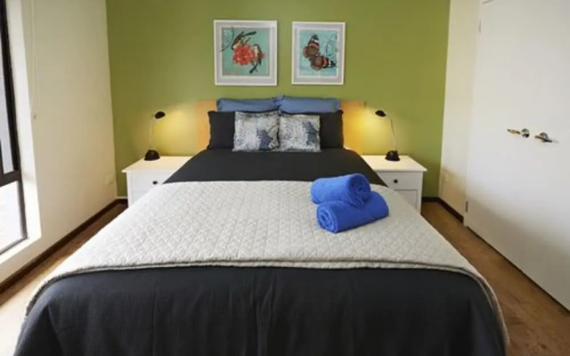 Albany Harbourside Apartments and Houses