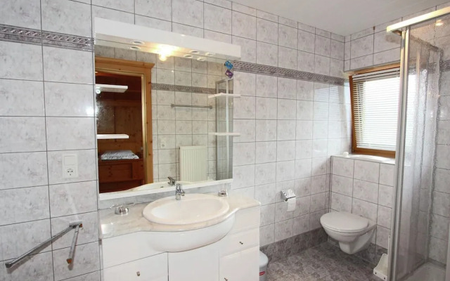 Delightful Apartment in Zell am Ziller With a View