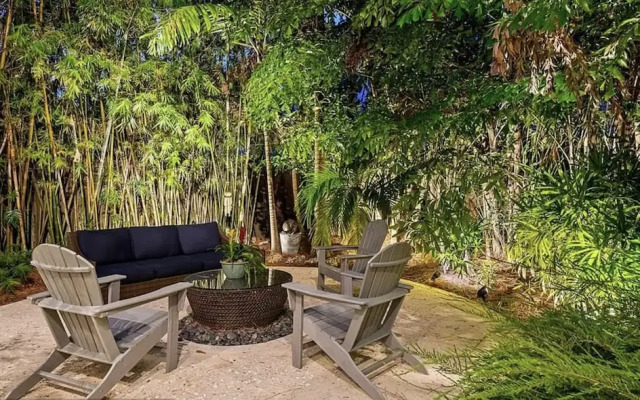 Wilton Manors Stunning Gated Oasis