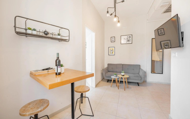 OurPlace Nachlat Binyamin Residence