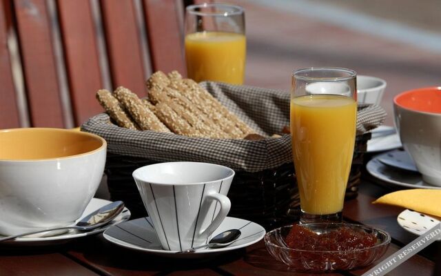 Miression Pelion House