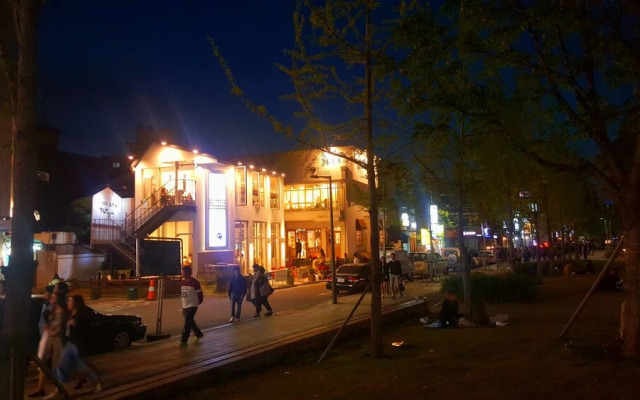Elly Guest House 1