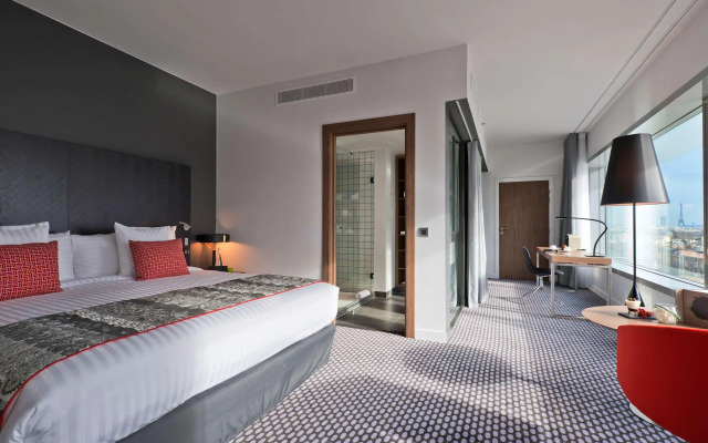 Melia Paris La Defense