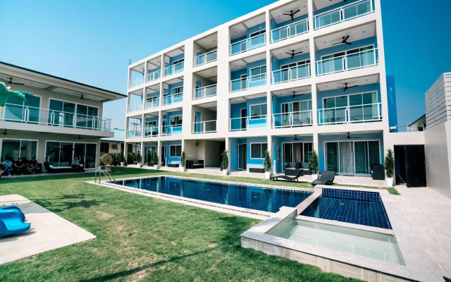 Surf & Sand Resort
