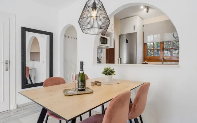 La Campana Apartment With Pool - Ref 60