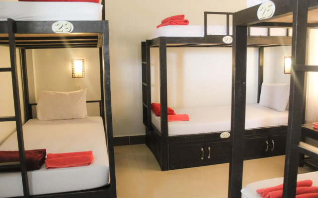 Tropical Breeze Guesthouse