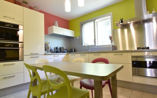 Beautiful Villa With Stunning Views of the Mont Ventoux