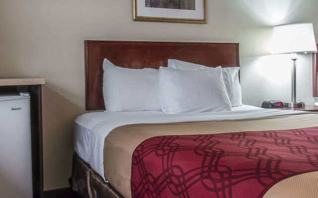 Econo Lodge Thunder Bay