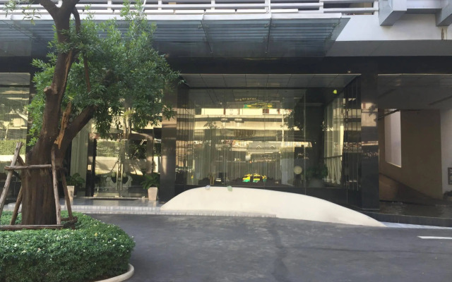 Bangkok Luxury Suites Pyne