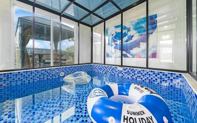 Chuncheon Poolhouse Epop