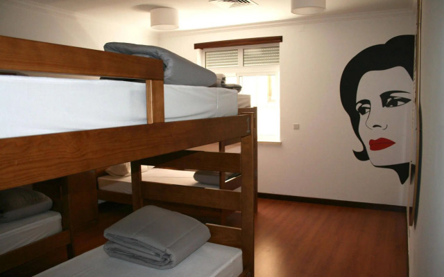 Hostel 2300 Thomar