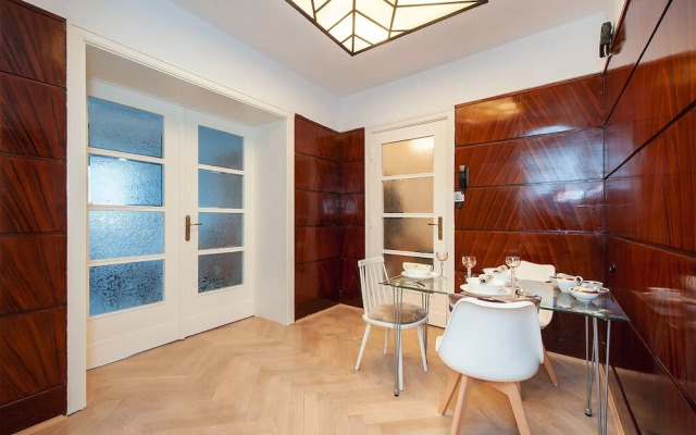 Rent-a-Pad Apartments