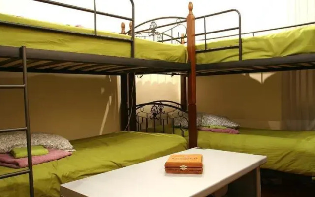 Book on Kitay-Gorod Lodging Houses