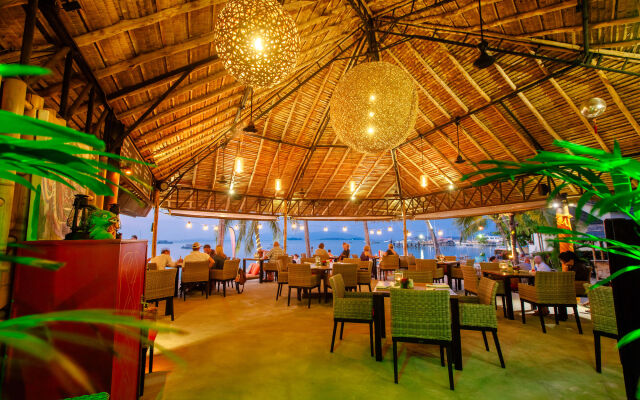 Secret Garden Beach Resort