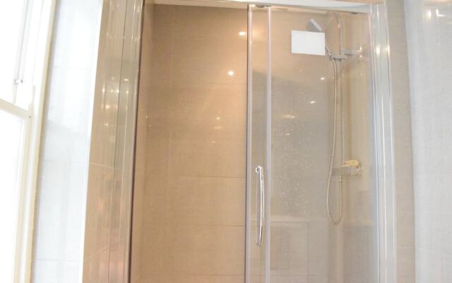 Modern 2 Bedroom Home in Chelsea