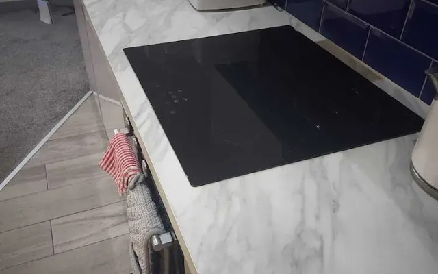 AWESOME 1 Bedroom Flat in Doncaster 2