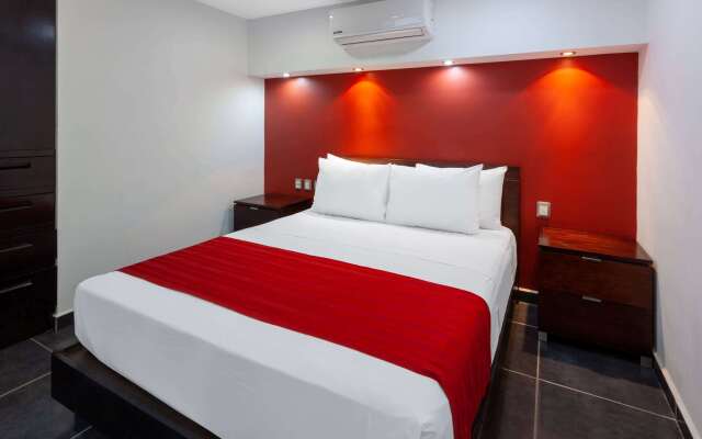 Ramada by Wyndham Acapulco Hotel & Suites