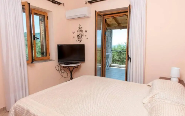 Spacious Villa Stunning Seaview - Perfect Location