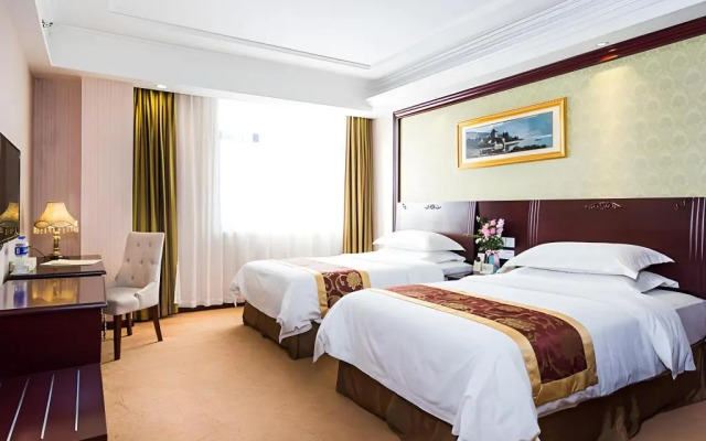Vienna Hotel Shanghai Puong Jinqiao Park