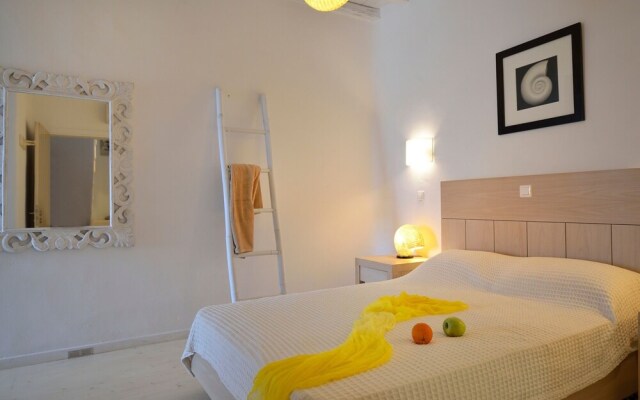 Villa Princess 5 4Bed with Small Tub Panormos Beach