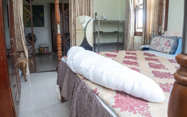 Art and Leisure-EB Hotel