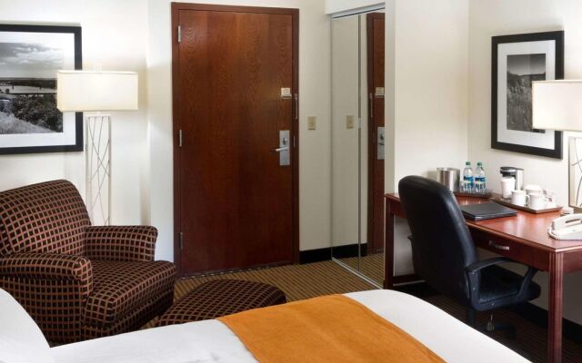 Radisson Hotel Bismarck