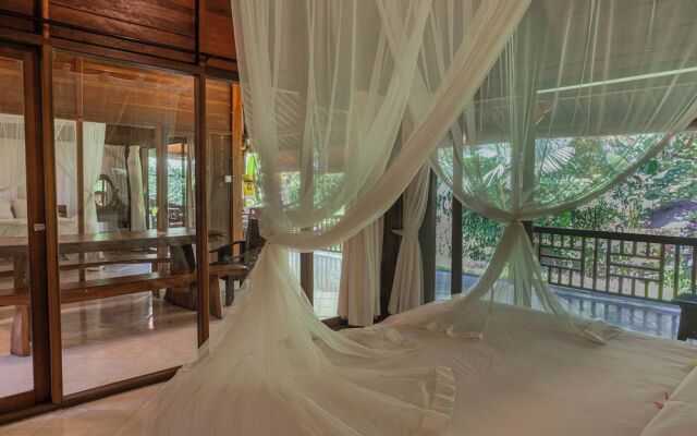 Sari Bamboo Bungalows