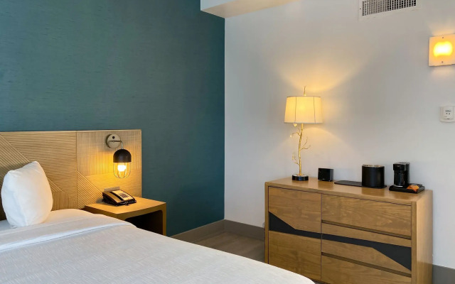 Marseilles Beachfront Hotel