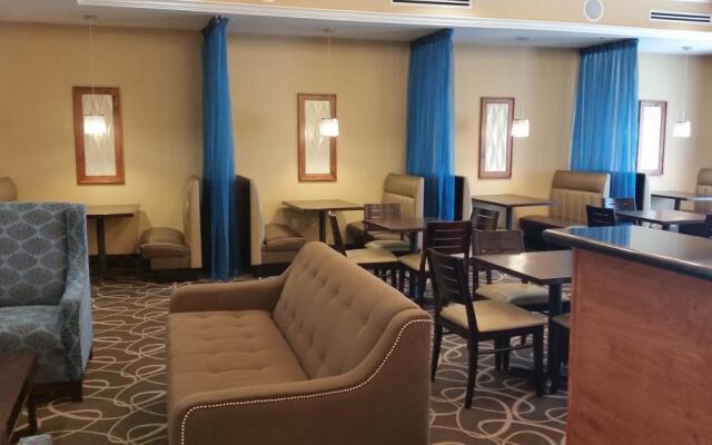 Comfort Suites at Katy Mills