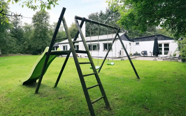 6 Person Holiday Home in Blavand
