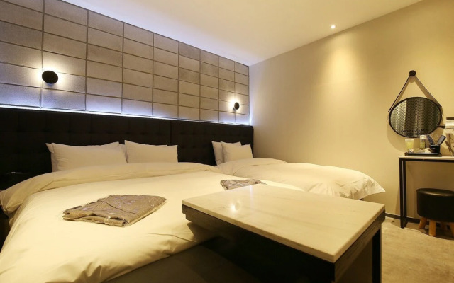 Brown Dot Cheongju Terminal