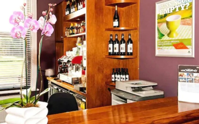 YHA Canterbury - Hostel
